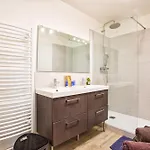 Appartement Duplex Face A La - Vue & Accessible A Pieds *